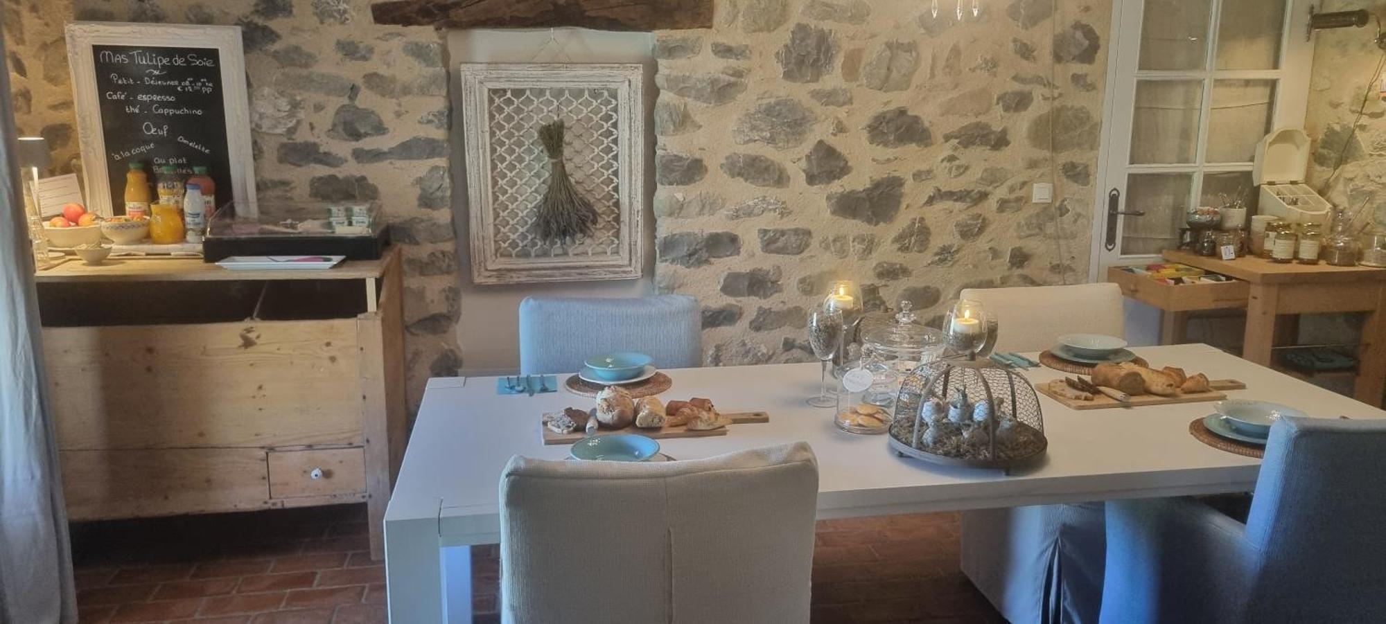 Bed and Breakfast Mas Tulipe De Soie Bevons Zewnętrze zdjęcie
